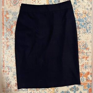 Ann Taylor navy blue pencil knee-length suiting skirt